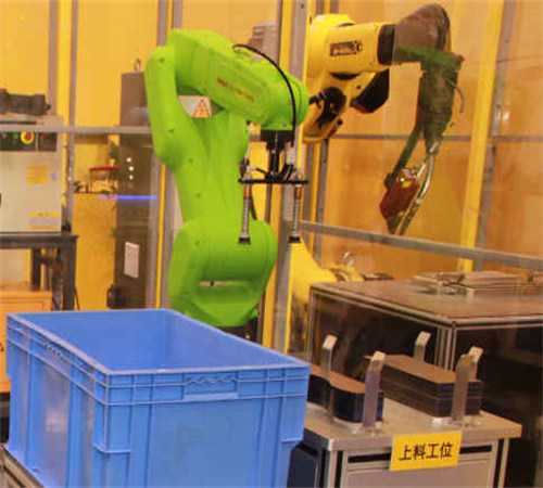 口咽采样机器人系统在上海发布